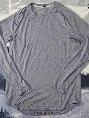 Lululemon Men's Medium License To Train Drysense Long Sleeve Heather Light Blue